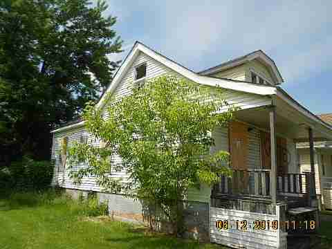 15022 Fordham (5)_m.jpg